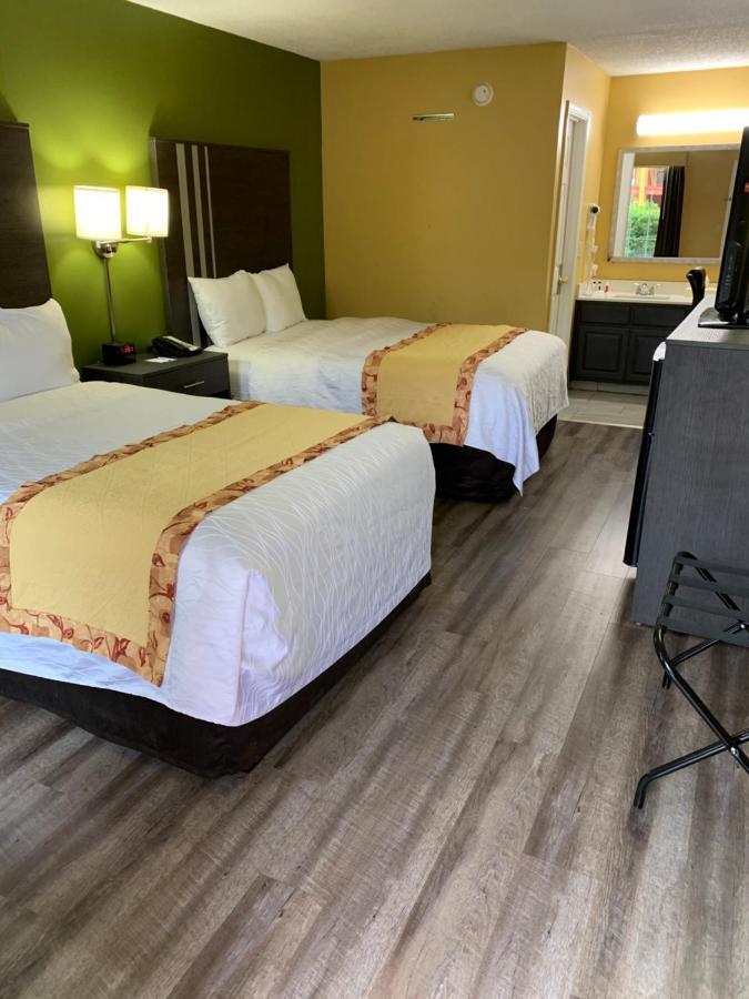 Baymont By Wyndham Selma Hotel Luaran gambar
