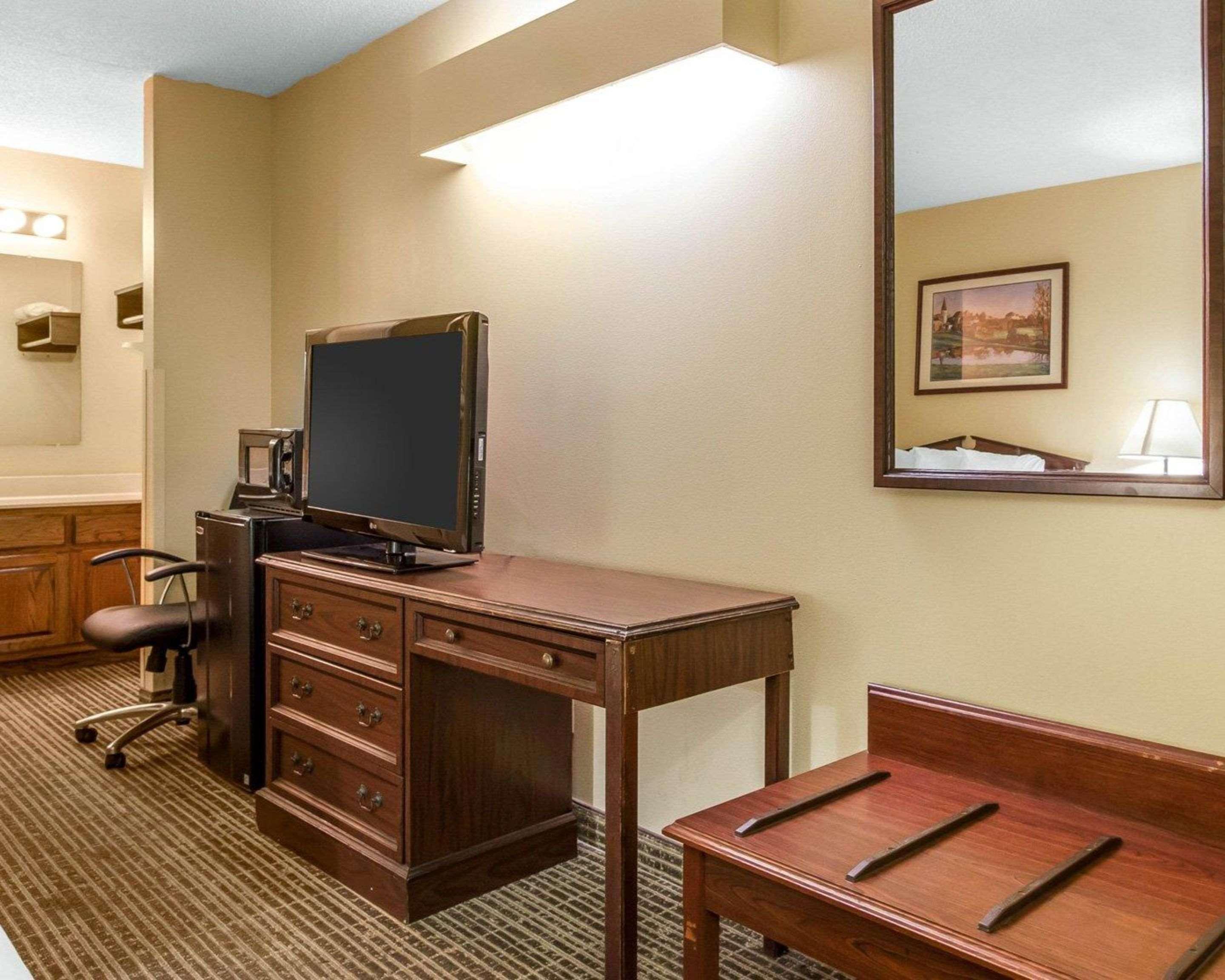 Baymont By Wyndham Selma Hotel Luaran gambar