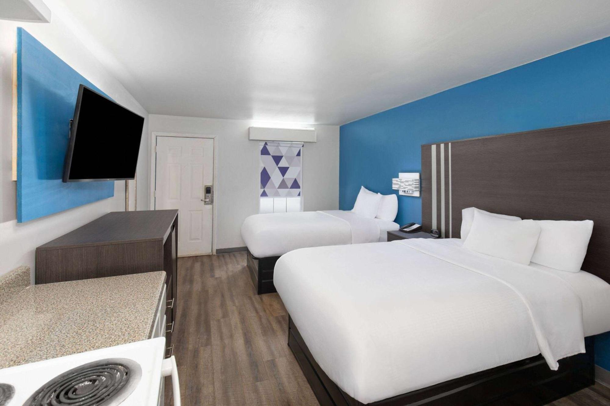 Baymont By Wyndham Selma Hotel Luaran gambar
