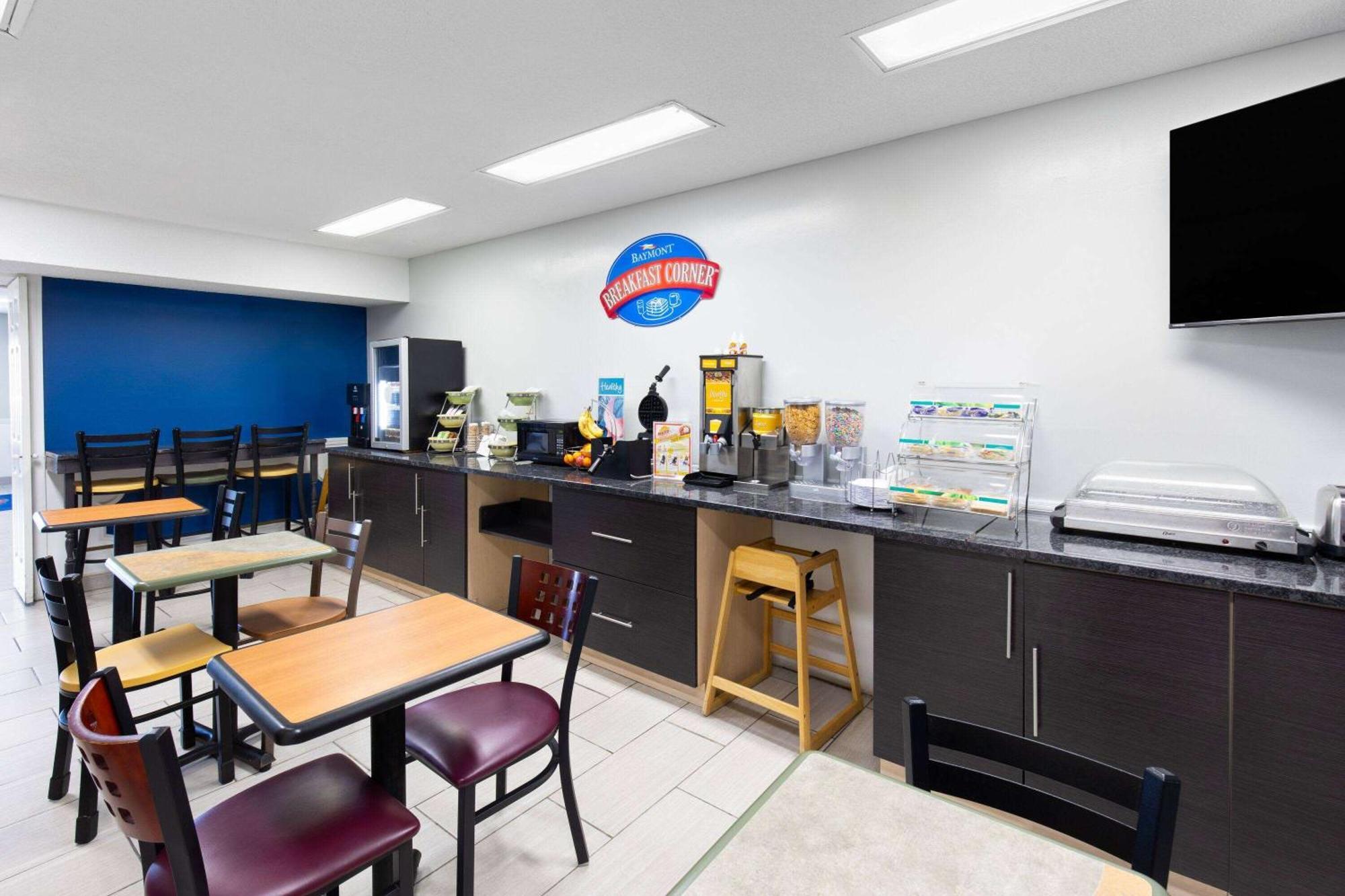 Baymont By Wyndham Selma Hotel Luaran gambar