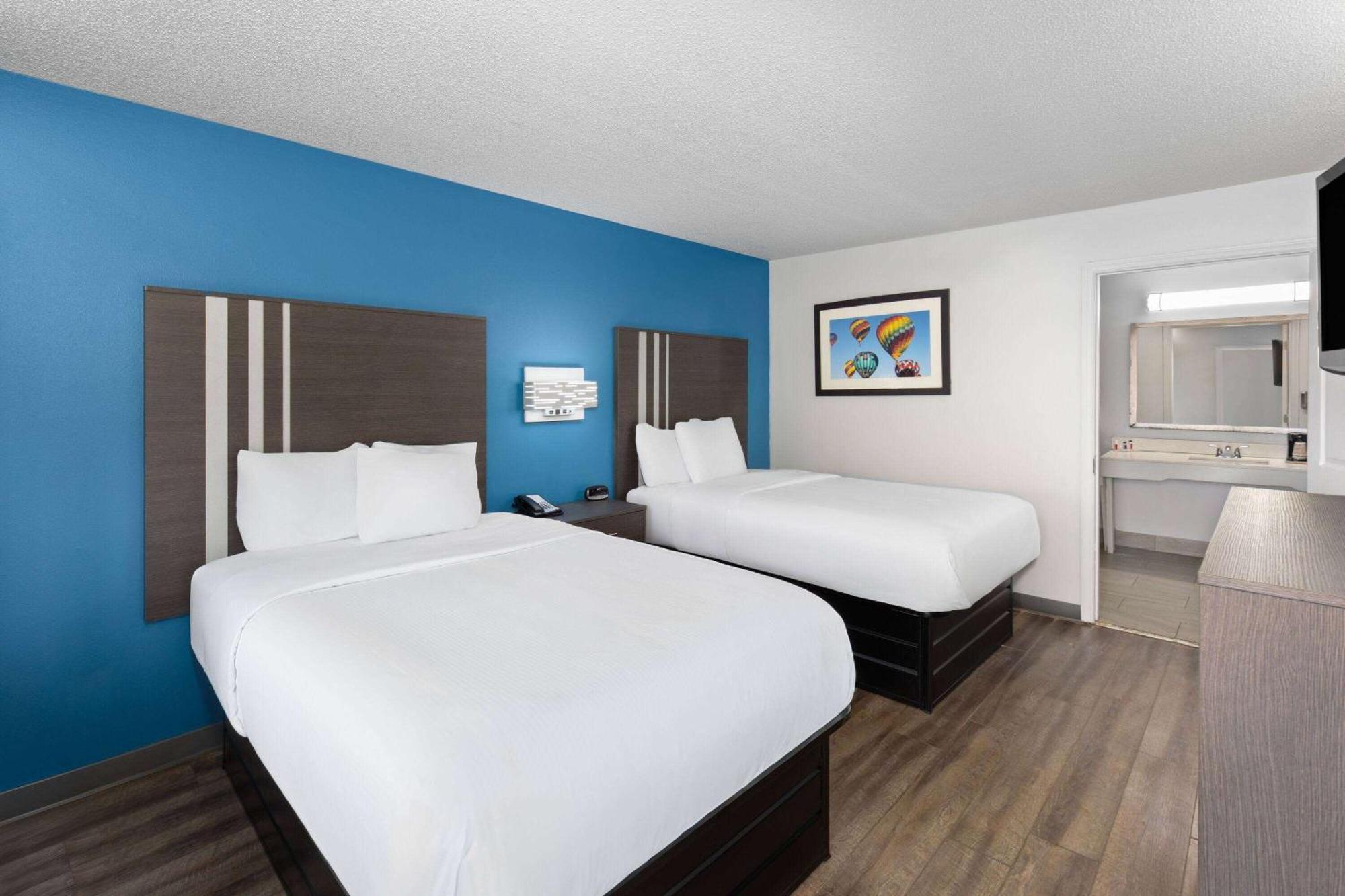 Baymont By Wyndham Selma Hotel Luaran gambar