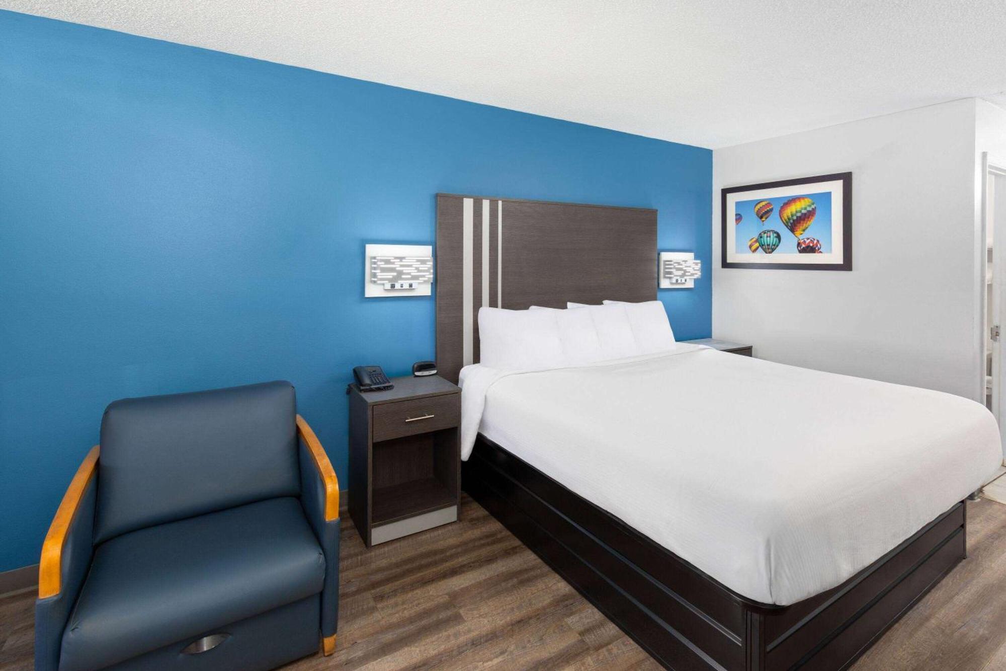 Baymont By Wyndham Selma Hotel Luaran gambar