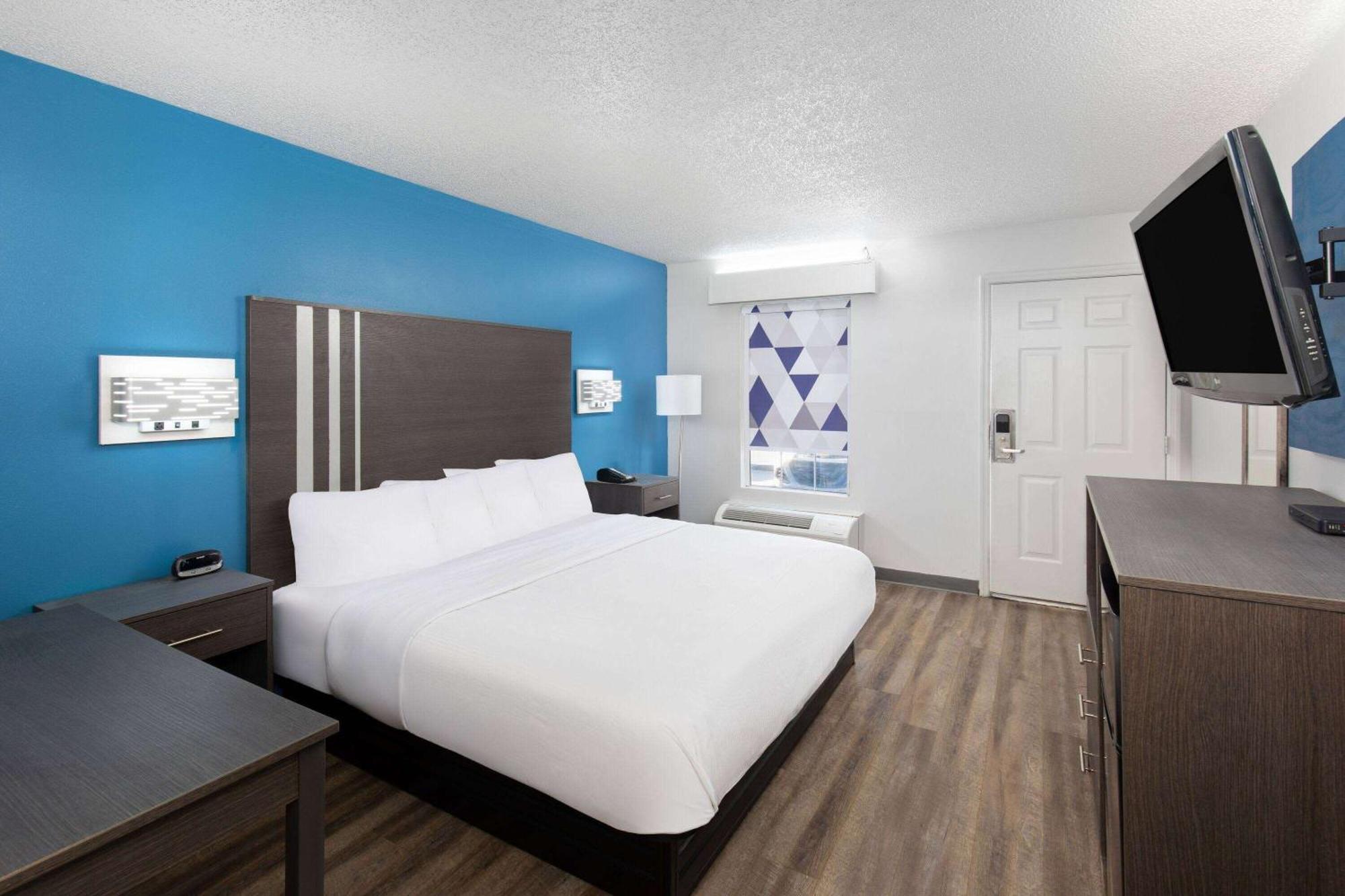 Baymont By Wyndham Selma Hotel Luaran gambar